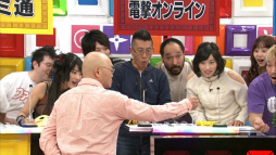 画像ギャラリー No.011のサムネイル画像 / ガンホー主催「第一回 世界最強!ゲームクイズ王決定戦」の第1ステージ動画が公開。高橋名人&毛利名人らを迎え“誰が世界最速の早押しか?”を予想