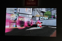 画像ギャラリー No.012のサムネイル画像 / 「Splatoon2」のステージイベント「イカ研究所 新イカ発見報告会」をレポート。流行や新ブキなど，前作から2年後の“イカ達”の生態が明かされる
