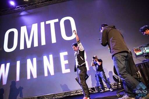 画像ギャラリー No.003のサムネイル画像 / ［EVO2018］「GUILTY GEAR Xrd REV 2」決勝は6日0：00開始。同部門初の連覇を目指すおみと選手に意気込みを聞いた