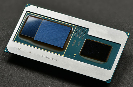 画像ギャラリー No.002のサムネイル画像 / ［CES 2018］「Radeon RX Vega搭載の第8世代Coreプロセッサ」が正式発表。「ミドルクラス市場向け単体GPU並みの3D性能」を1パッケージで実現へ