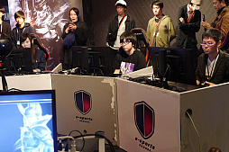 画像ギャラリー No.016のサムネイル画像 / eスポーツをVR配信すれば,会場にいるかのように楽しめる。「DISSIDIA FINAL FANTASY NT VRライブストリーミングバトルイベント」レポート