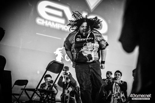 画像ギャラリー No.136のサムネイル画像 / ［EVO2018］戦いが佳境を迎えた「EVO2018」，2日目Twitterまとめ。「ストV」部門4名ほか，計11名の日本人選手が決勝へ進出
