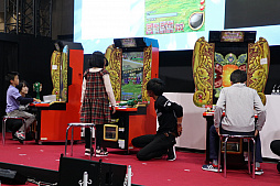 画像ギャラリー No.005のサムネイル画像 / 「戦え！ドラゴンクエスト スキャンバトラーズ」の全国大会をレポート。新バージョン「超4弾」の実機プレイも披露された