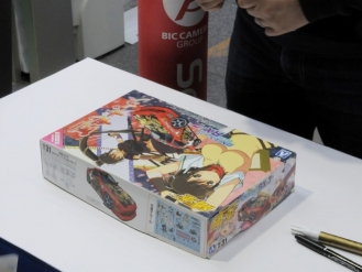 画像ギャラリー No.007のサムネイル画像 / 「閃乱カグラ Burst Re:newal」が本日発売。神楽,奈楽,両姫のDLC情報や,ソフマップAKIBAで行われた高木謙一郎氏サイン会の模様をお届け