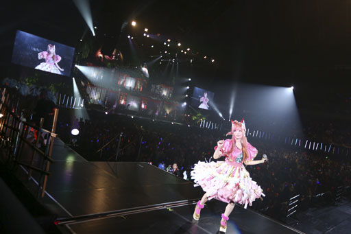 画像ギャラリー No.023のサムネイル画像 / 4Gamerが“きゃりーぱみゅぱみゅ パンプキンライブ2017”に行ってきた。「DJノブナガ」×「KPP」コラボの先行体験や，ライブレポートを掲載