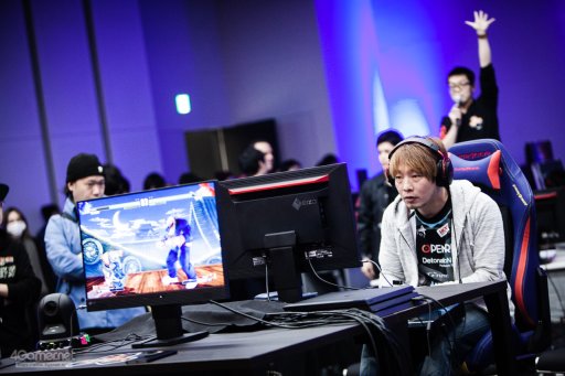 画像ギャラリー No.027のサムネイル画像 / Infiltrationが復活し,Punkが踊り,藤村が魅せた「Redbull Kumite 2019」フォトレポート。「ストV AE」のスターが愛知に集結した夢の2日間