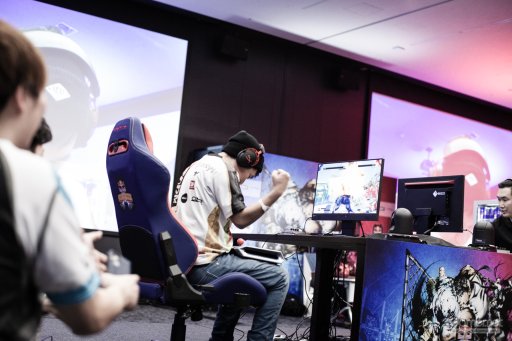 画像ギャラリー No.061のサムネイル画像 / Infiltrationが復活し,Punkが踊り,藤村が魅せた「Redbull Kumite 2019」フォトレポート。「ストV AE」のスターが愛知に集結した夢の2日間