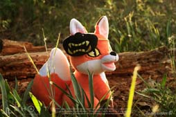 画像ギャラリー No.004のサムネイル画像 / Fangamer Japanが「Ghost of Tsushima」の最新グッズ“ぬいぐるみ,Tシャツ,ピンバッジセット”を販売
