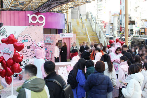 画像ギャラリー No.003のサムネイル画像 / 「PUBG MOBILE」×「おぱんちゅうさぎ」初コラボ! SHIBUYA109渋谷店で「PUBG どんかちゅうさぎ!バレンタイン大作戦」開催中