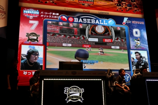 画像ギャラリー No.024のサムネイル画像 / 「eBASEBALL パワプロ・プロリーグ 2018」は西武，中日が首位発進。メインスタジアムで行われた6試合の現地レポートをお届け