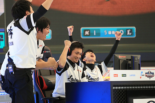 画像ギャラリー No.003のサムネイル画像 / 「eBASEBALL プロリーグ」2019シーズンeペナントレース第4節，巨人優勝までのマジックが2に