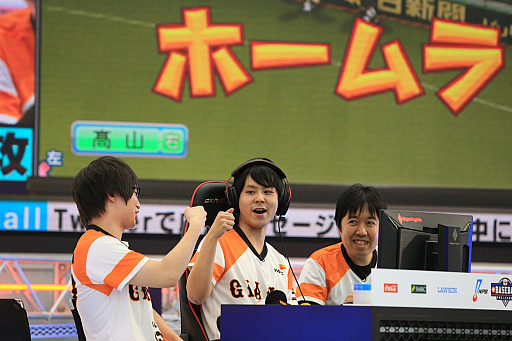 画像ギャラリー No.011のサムネイル画像 / 「eBASEBALL プロリーグ」2019シーズンeペナントレース第4節，巨人優勝までのマジックが2に