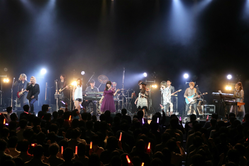画像ギャラリー No.019のサムネイル画像 / 伊藤賢治氏とStella Magnaが対バン形式で人気曲を披露。ゲーム音楽イベント「FACE to FACE vol.1 〜Kenji Ito & Stella Magna〜」をレポート