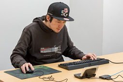 画像ギャラリー No.009のサムネイル画像 / 第2世代のゲーマー向け超小型PC「GPD WIN 2」レビュー。3D性能に過度の期待は禁物だが,「それ以外」は従来比で圧倒的によくなった