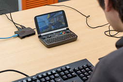 画像ギャラリー No.010のサムネイル画像 / 第2世代のゲーマー向け超小型PC「GPD WIN 2」レビュー。3D性能に過度の期待は禁物だが,「それ以外」は従来比で圧倒的によくなった