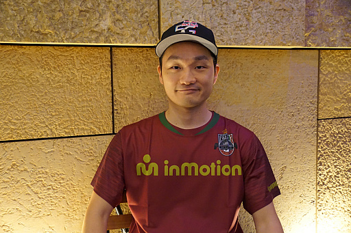 画像ギャラリー No.022のサムネイル画像 / 「ウイニングイレブン 2019」,e-Sports イノフェスCUP 決勝戦の模様をお届け。優勝したウイイレのプロ“Mayageka選手”にも話を聞いた
