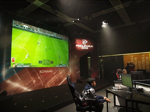 画像ギャラリー No.002のサムネイル画像 / 個人戦，チーム戦共にインドネシアが制した「PES LEAGUE 2019 ASIA REGIONAL FINALS」をレポート