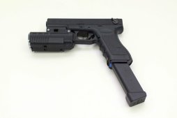 画像ギャラリー No.002のサムネイル画像 / ナツメアタリが開発を手がける新感覚ガンシューティング「GunArena」,プレイレポート&開発者インタビュー。エアソフトガンを軸に,新しい“大人の遊び”を目指す