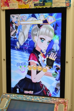 画像ギャラリー No.059のサムネイル画像 / 「アイカツフレンズ！」でトップアイドルを目指す！　新しく始める人に向けてゲームの遊び方や関連ショップを紹介します