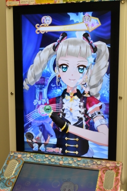 画像ギャラリー No.060のサムネイル画像 / 「アイカツフレンズ！」でトップアイドルを目指す！　新しく始める人に向けてゲームの遊び方や関連ショップを紹介します