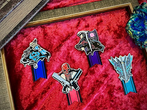 画像ギャラリー No.002のサムネイル画像 / 「デビル メイ クライ 5」,キャラクターエンブレムをモチーフにしたグッズを6月3日に発売