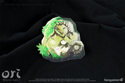 画像ギャラリー No.005のサムネイル画像 / 「Ori and the Will of the Wisps」とコラボしたTシャツ，ぬいぐるみ，ピンバッジなど最新グッズが登場