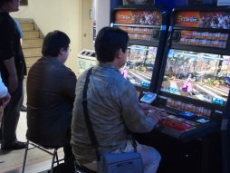 画像ギャラリー No.005のサムネイル画像 / 全国4か所で開催された，AC版「FIGHTING EX LAYER」ロケテストレポート。オンライン対戦にも対応した，アリカ格闘ゲームの最新作