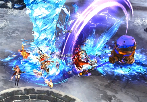 画像ギャラリー No.007のサムネイル画像 / 【PR】1日10分から楽しめるMMORPG<nobr>「月煌 -Luster-」</nobr>。さまざまな衣装で着飾った月煌姫と月の世界を冒険しよう