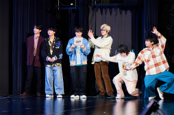 画像ギャラリー No.018のサムネイル画像 / 「あんスタ!!」メインストーリー第三部,ついに完結。朗読劇やトークも行われた「4piece ファイナルセレモニー」レポート