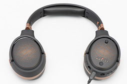 画像ギャラリー No.019のサムネイル画像 / Audeze「Mobius Headphone」レビュー。ヘッドトラッキング対応の5万円超級ヘッドセットはゲームプレイを変えるか?