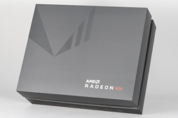画像ギャラリー No.003のサムネイル画像 / 「Radeon VII」到着。7nm世代初のコンシューマ向けGPU搭載カード