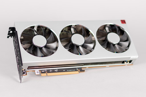 画像ギャラリー No.016のサムネイル画像 / リファレンス仕様の「Radeon VII」カードが一斉に登場