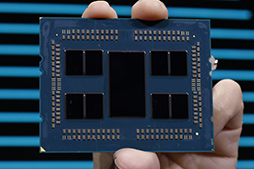 画像ギャラリー No.002のサムネイル画像 / AMD,1パッケージで64コア128スレッドを実現したCPU「Ryzen Threadripper 3990X」を2月8日発売。価格は約50万円