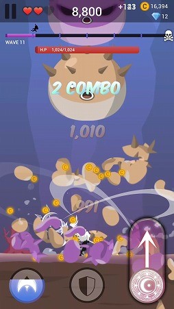 画像ギャラリー No.004のサムネイル画像 / 飛んで斬ってストレス解消! スマホ向けアクションゲーム「Royal Blade」を紹介する「(ほぼ)日刊スマホゲーム通信」第1925回