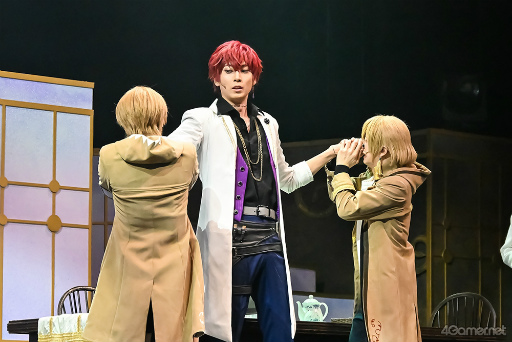 画像ギャラリー No.008のサムネイル画像 / 「舞台『魔法使いの約束』エチュードシリーズPart2」ゲネプロレポート。中央の国&南の国の初めての任務,訓練の様子が描かれる