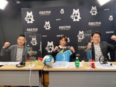 画像ギャラリー No.005のサムネイル画像 / 「フットサルボーイズ!!!!!」,アニメ放送記念の大型広告が新宿駅に登場