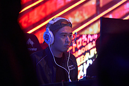 画像ギャラリー No.060のサムネイル画像 / eスポーツ東西対抗戦,開催。「Red Bull 5G 2022 FINALS」現地観戦レポート