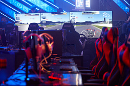 画像ギャラリー No.072のサムネイル画像 / eスポーツ東西対抗戦,開催。「Red Bull 5G 2022 FINALS」現地観戦レポート