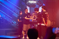 画像ギャラリー No.090のサムネイル画像 / eスポーツ東西対抗戦,開催。「Red Bull 5G 2022 FINALS」現地観戦レポート