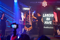 画像ギャラリー No.097のサムネイル画像 / eスポーツ東西対抗戦,開催。「Red Bull 5G 2022 FINALS」現地観戦レポート
