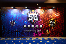 画像ギャラリー No.101のサムネイル画像 / eスポーツ東西対抗戦,開催。「Red Bull 5G 2022 FINALS」現地観戦レポート