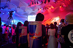 画像ギャラリー No.126のサムネイル画像 / eスポーツ東西対抗戦,開催。「Red Bull 5G 2022 FINALS」現地観戦レポート