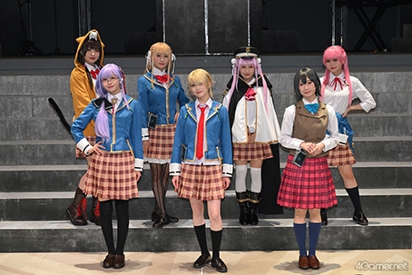 画像ギャラリー No.004のサムネイル画像 / 「舞台『ヘブンバーンズレッド』」には，笑い，涙，アクションに生歌唱＆生演奏まで――作品の魅力すべてが詰まっていた