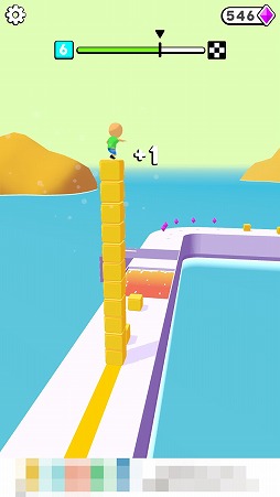 画像ギャラリー No.004のサムネイル画像 / 積み重ねたキューブに乗ってゴールを目指そう。アクションゲーム「キューブ・サーファー」を紹介する「(ほぼ)日刊スマホゲーム通信」第2322回
