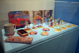 画像ギャラリー No.018のサムネイル画像 / 企画展「アイカツプラネット！ in SKIPシティ」をレポート。作品の世界に触れられる体験コンテンツも楽しめる