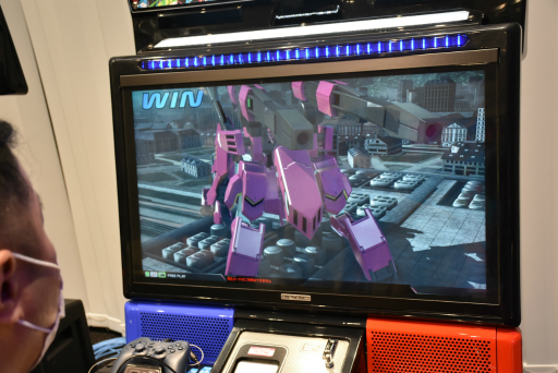 画像ギャラリー No.007のサムネイル画像 / 「機動戦士ガンダム エクストリームバーサス2 クロスブースト」試遊レポート＆インタビュー。仲間と連携する“EXバーストクロス”で勝利をつかめ！