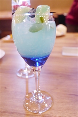 画像ギャラリー No.024のサムネイル画像 / カプコンカフェ「デビル メイ クライ」シリーズ20周年記念コラボ試食レポート。歴代キャラクターたちがデフォルメされてグッズに!