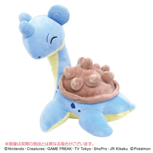 画像ギャラリー No.002のサムネイル画像 / ラプラスとワンパチの「ポケットモンスター もふもふ★うでまくら」，ヴィレッジヴァンガードオンラインストアで予約を受付中