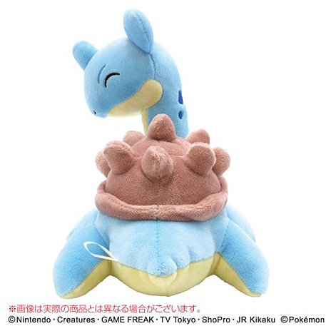 画像ギャラリー No.008のサムネイル画像 / ラプラスとワンパチの「ポケットモンスター もふもふ★うでまくら」，ヴィレッジヴァンガードオンラインストアで予約を受付中