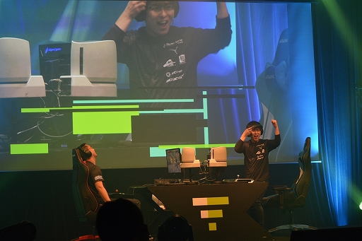 画像ギャラリー No.015のサムネイル画像 / バーチャの公式大会「VIRTUA FIGHTER esports CHALLENGE CUP SEASON_1【3rd】FINAL」レポート。プロライセンスを獲得したのはレオラオ選手＆ヨゴ選手